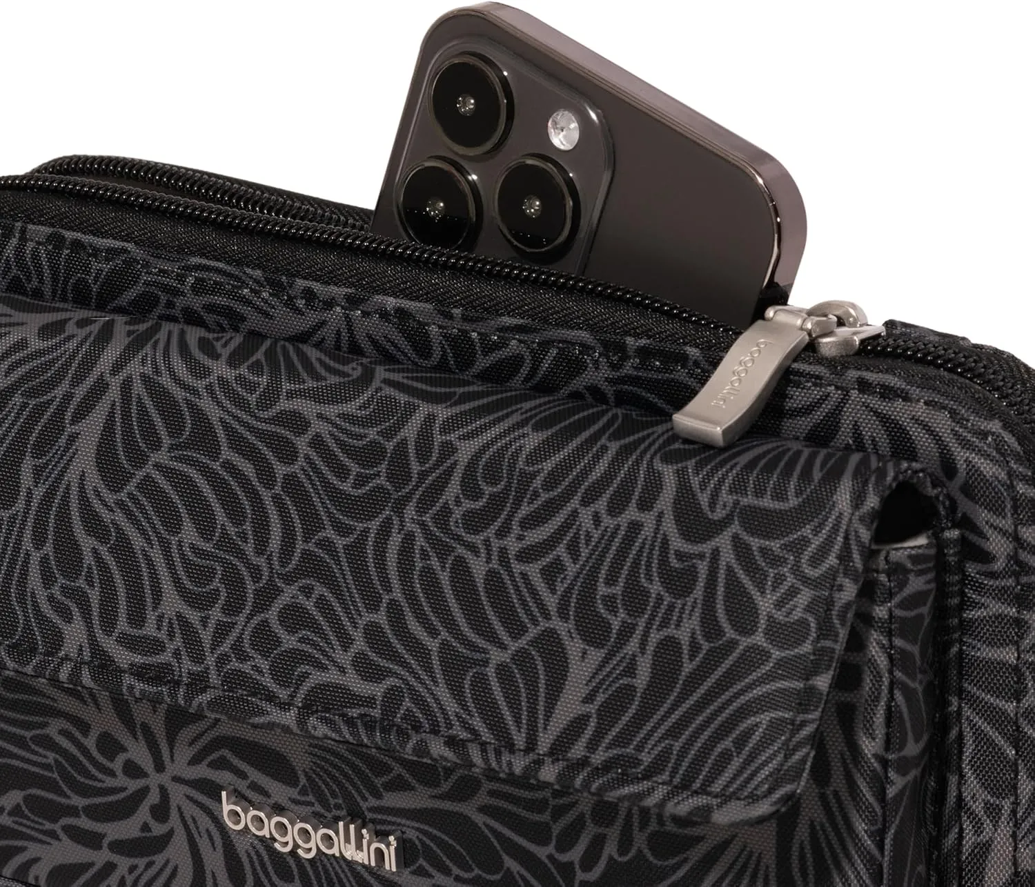 Baggallini RFID Phone Wallet Crossbody