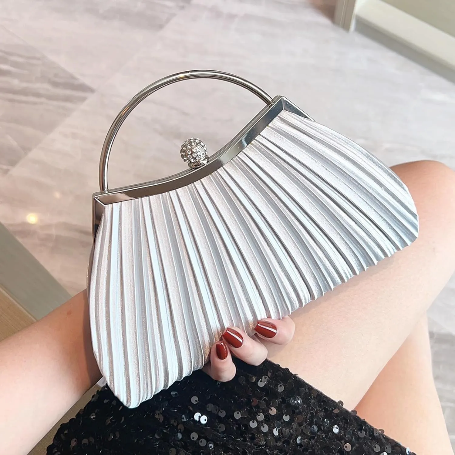 Clutch Purses for Women Evening Bags With Detachable Chain Strap for Cocktail Party Wedding with Pleated