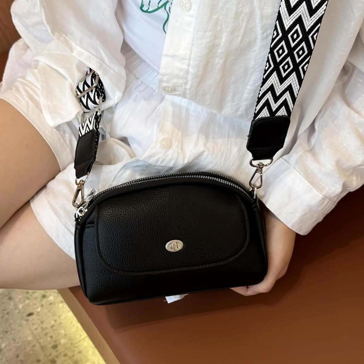 Crossbody Bags for Women, Vegan Leather Crossbody Purses with Wide Strap