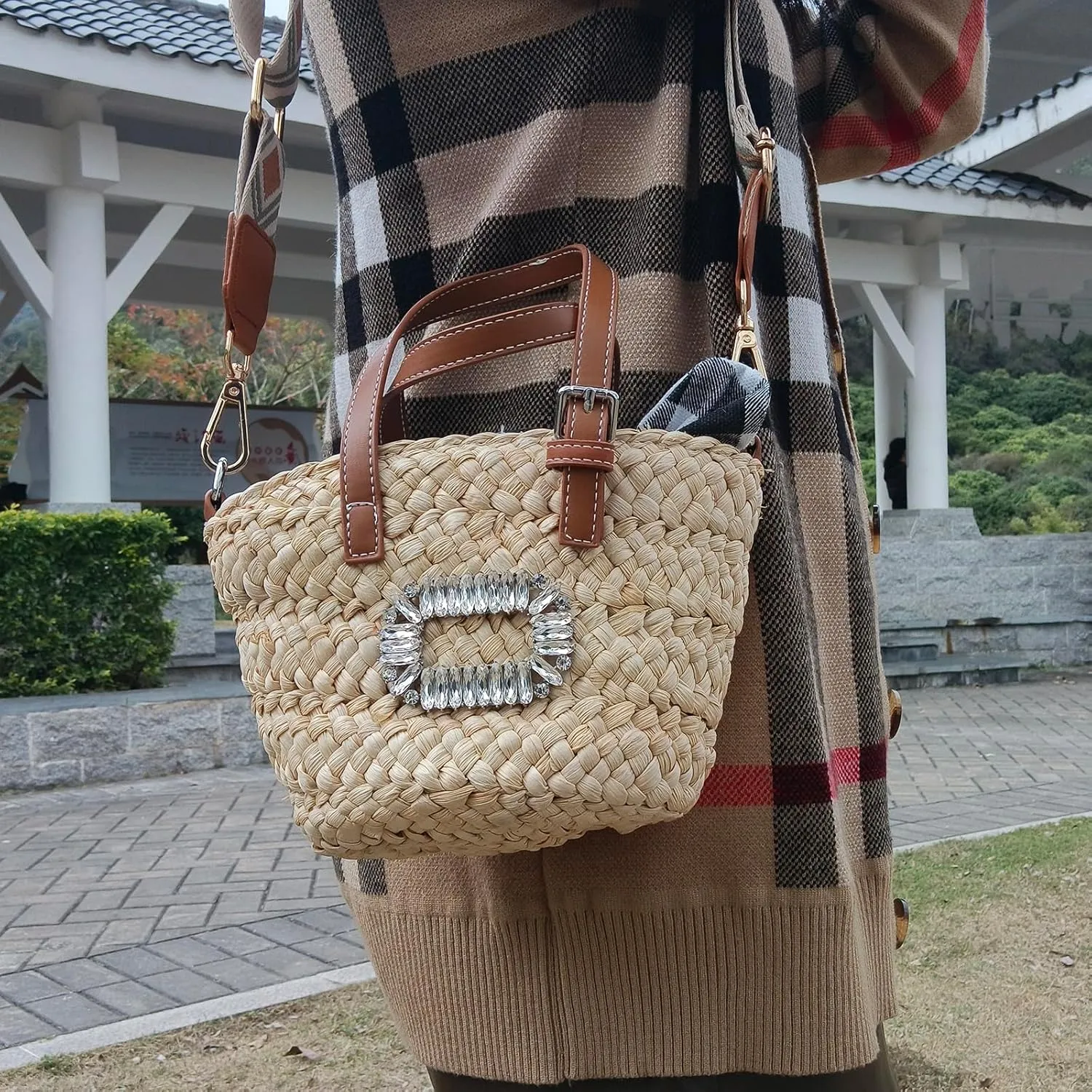 Flower Pearls Rattan Tote Bag Summer Beach Drawstring Straw Bucket Bag Diamonds Woven Handbag