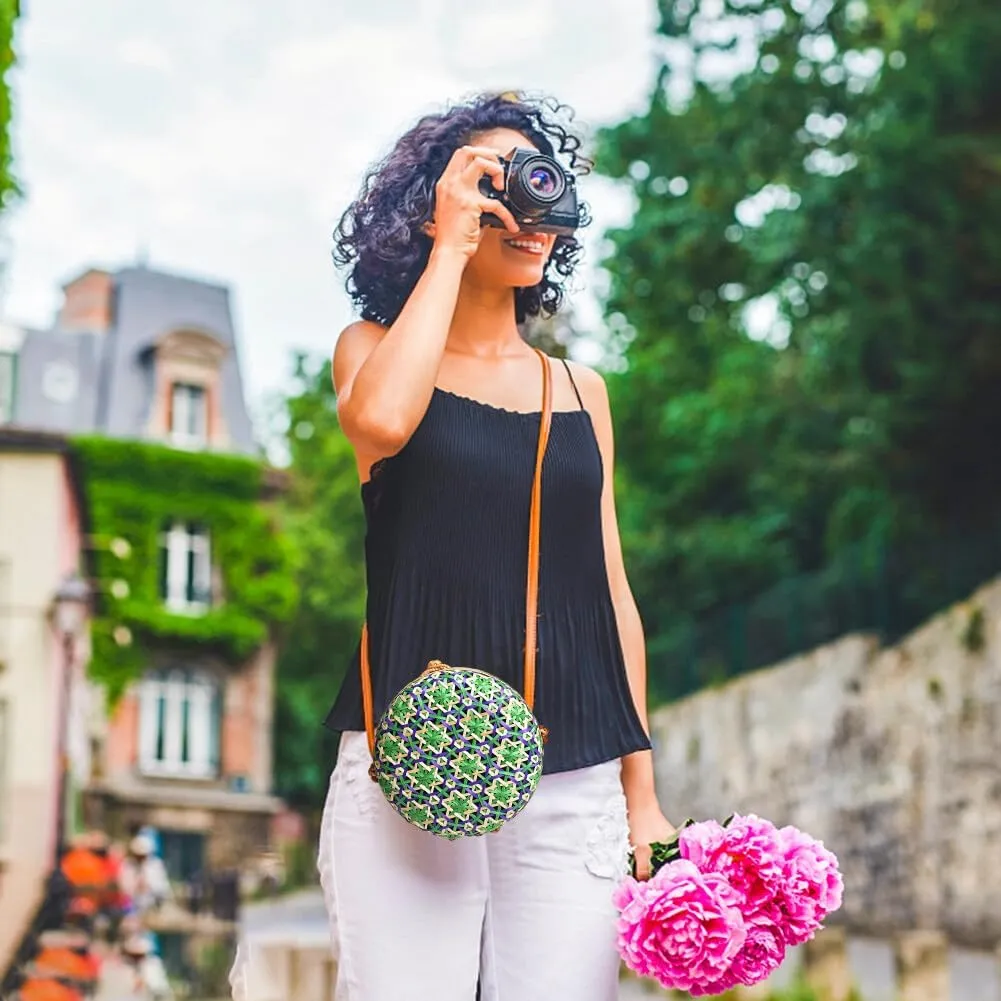 Green Round Rattan Bag Wood Woven Straw Bag with PU Strap Handwoven for Women Girl Travel Beach Fashion Bohemian Shoulder Purse