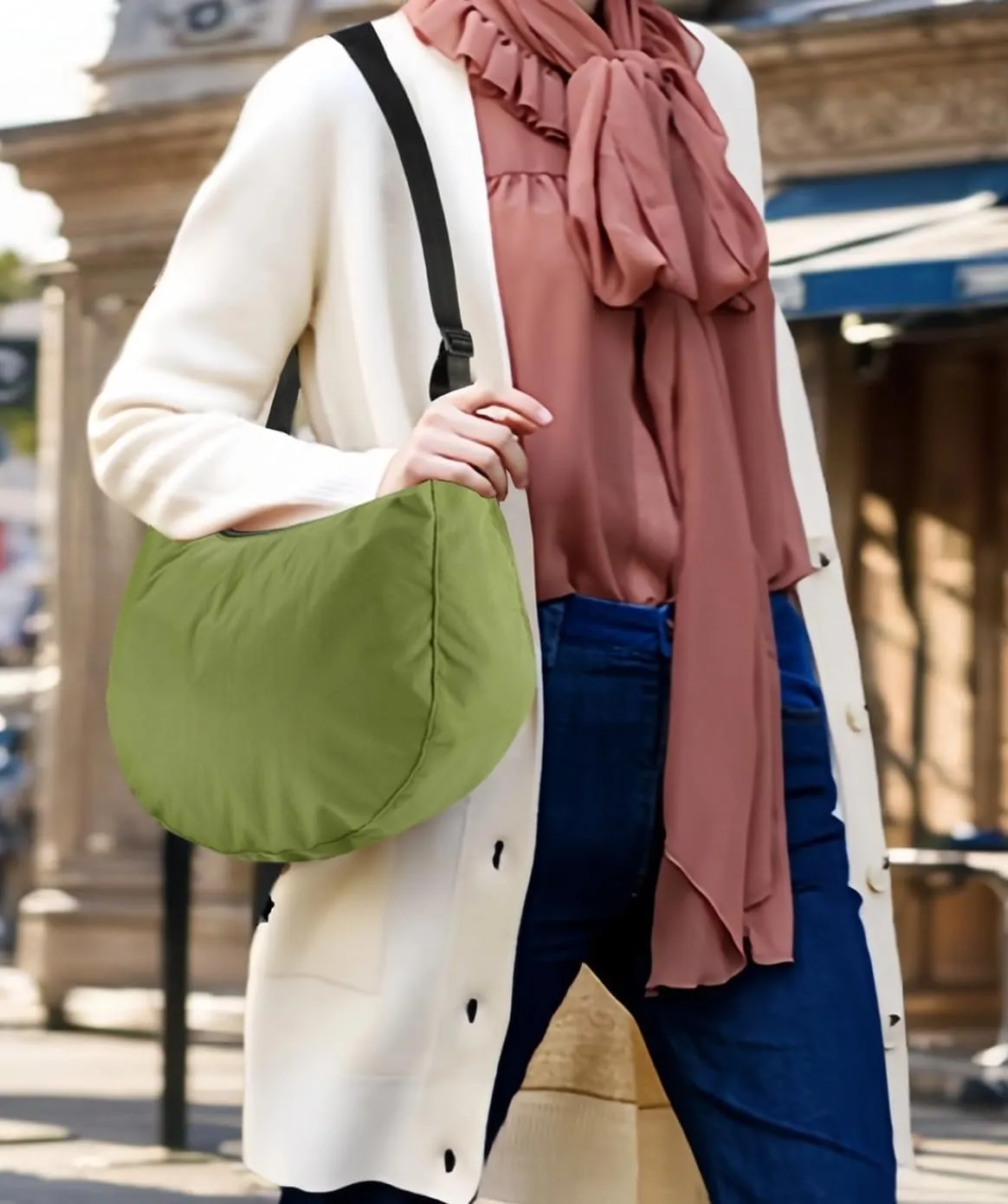 Lightweight Nylon Crescent Crossbody Bag for Women Adjustable Strap Water-Resistant Everyday Purse