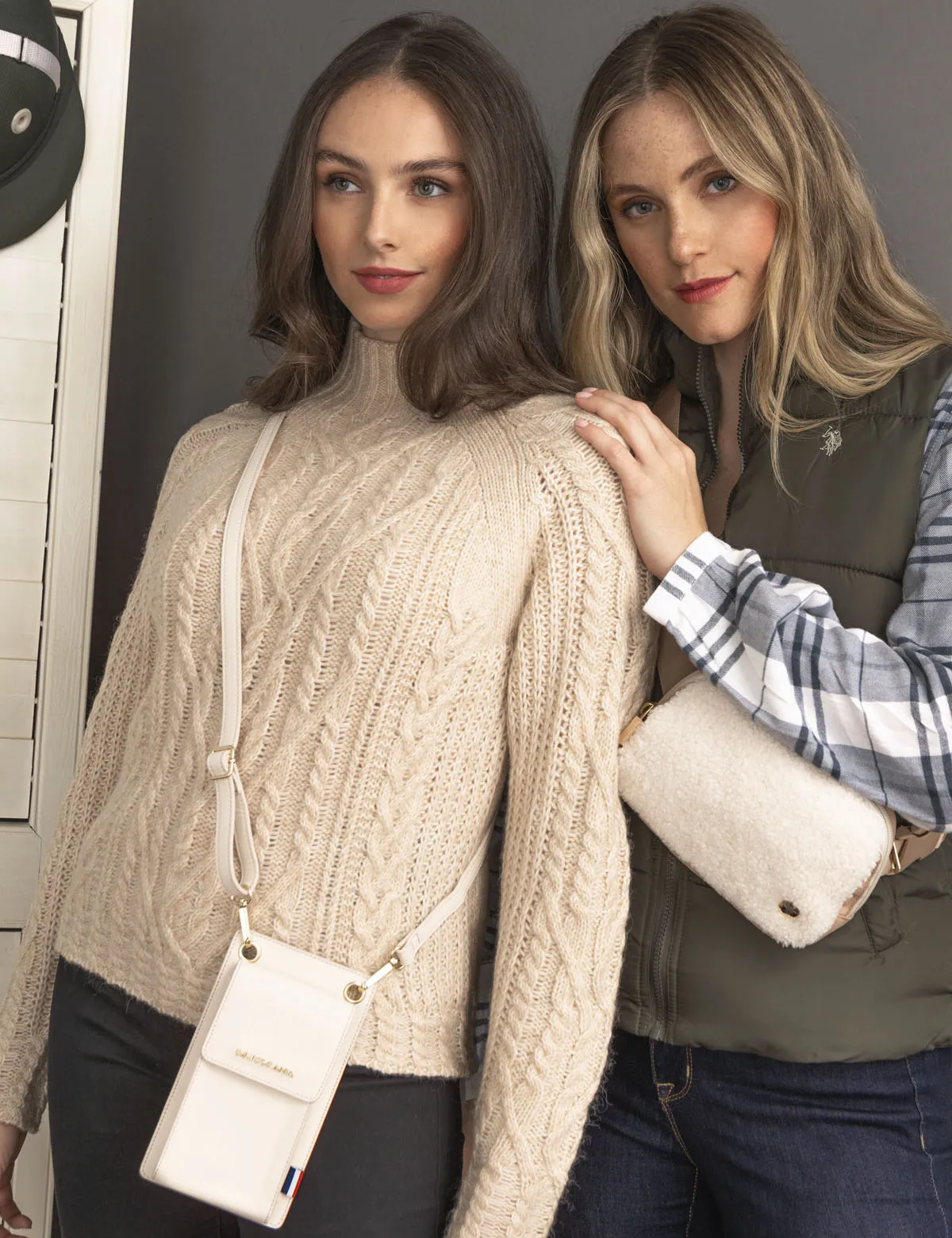 PHONE CROSSBODY BAG