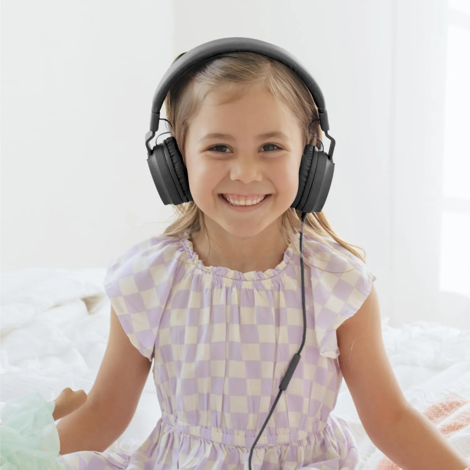 Puro Sound Labs PuroBasic Volume Limiting Wired Headphones for Kids, Foldable & Adjustable Headband w/Microphone, Compatible with Smartphones, Tablets and PC’s – Black