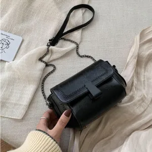 realaiot  Vintage Chain Crossbody Bag, Mini Faux Leather Shoulder Bag, Women's  Magnetic Button Flap Purses
