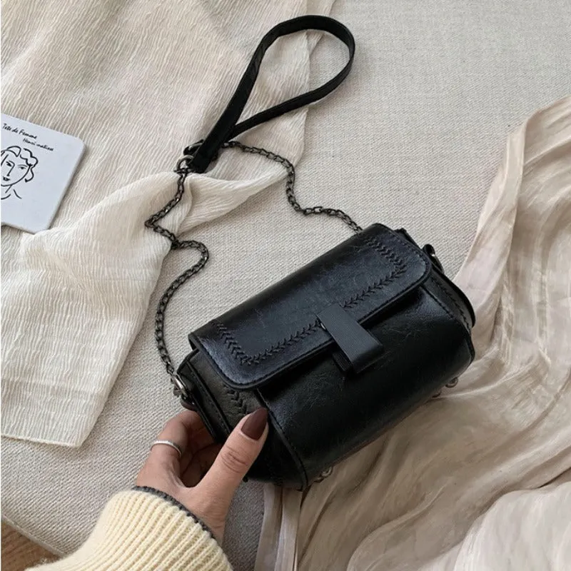 realaiot  Vintage Chain Crossbody Bag, Mini Faux Leather Shoulder Bag, Women's  Magnetic Button Flap Purses