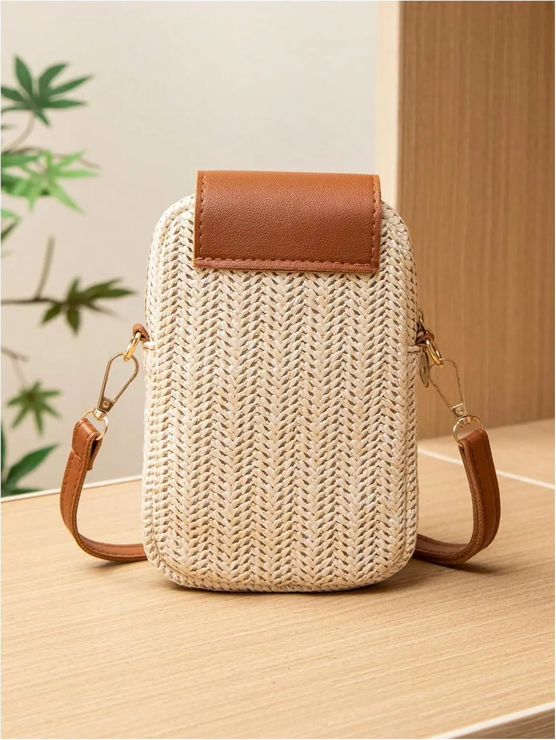SHENHE Women's Boho Small Crossbody Bag Straw Travel Vacation Cell Phone Purse Wallet Mini Sling Bag