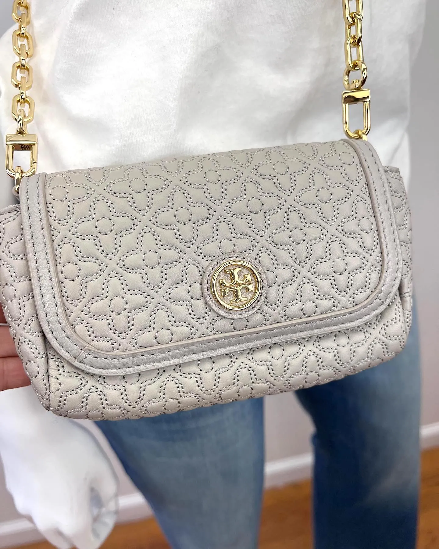 TORY BURCH CHAIN LINK LEATHER SHOULDER