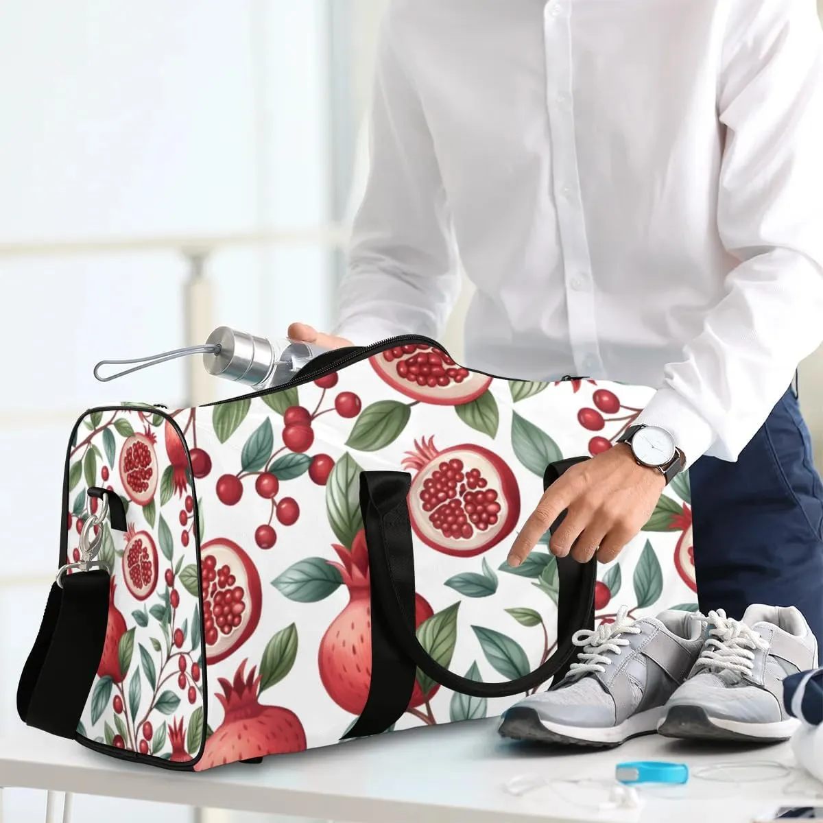 Travel Duffle Bag Fruit Pomegranates Gym Bags for Men Women Travel Duffel Bags with Adjustable Shoulder Strap Carry On Weekender Bag