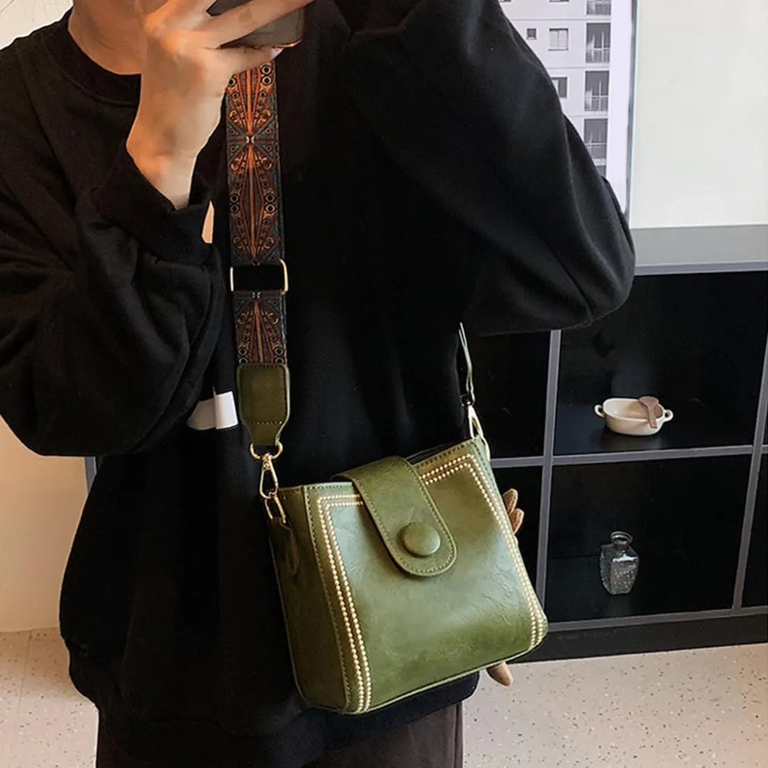 Vintage Fashion Bag with Adjustable Wider Shoulder Strap,Women's Vintage Bucket Bags,Retro Water Bucket Shoulder Bag