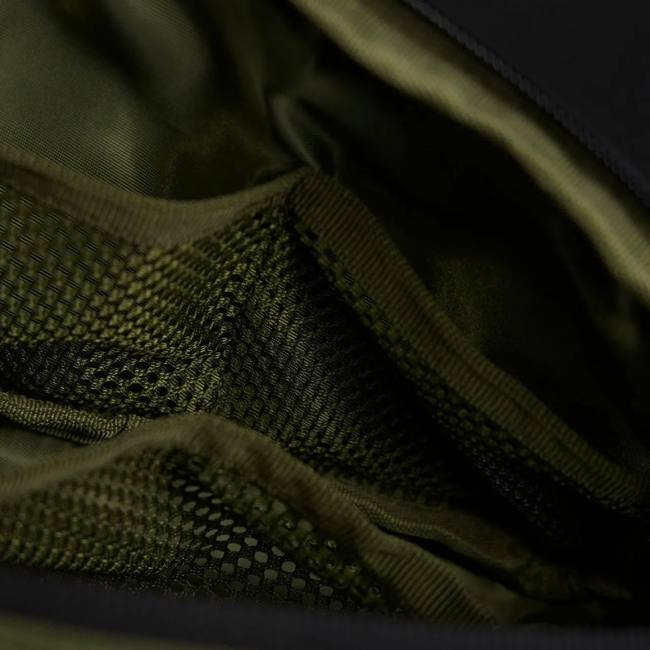 WOLFpak Crossbody Pack