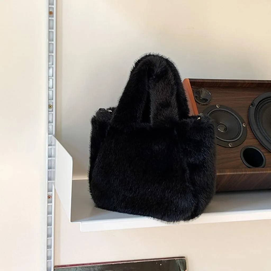 Women Cozy Faux Furs Fleece Small Bucket Handbag for Everyday Outfits Winter Fuzzy Plush Shoulder Crossbody Bag Purse
