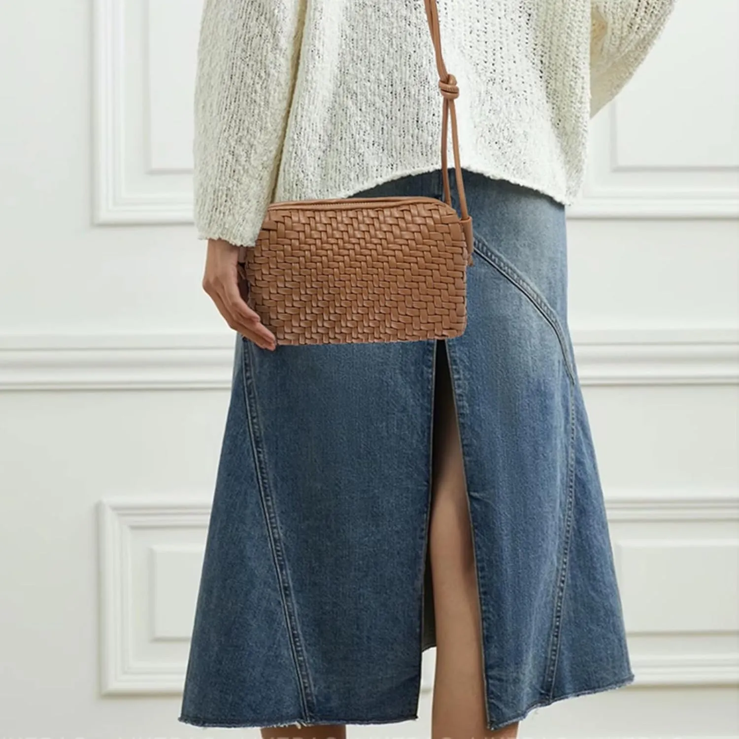 Woven Crossbody Bag for Women, Vegan Leather Trendy Purse Small Summer Shoulder Handbag with Adjustable Straps